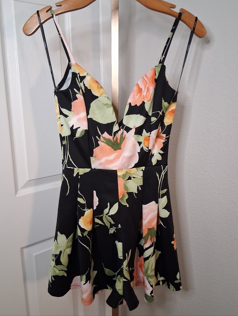 Forever 21 Small Floral Romper Small